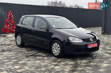 Хетчбек Volkswagen Golf 2005 в Полтаві