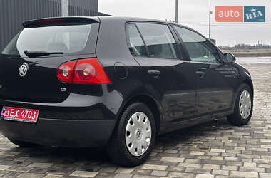 Хетчбек Volkswagen Golf 2005 в Полтаві