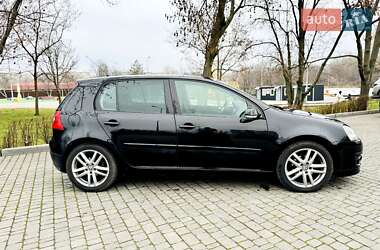 Хэтчбек Volkswagen Golf 2008 в Каменском