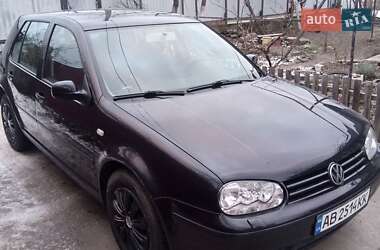 Хетчбек Volkswagen Golf 2001 в Ладижині