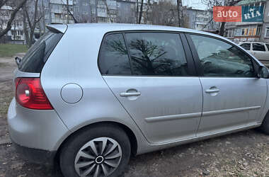 Хэтчбек Volkswagen Golf 2008 в 