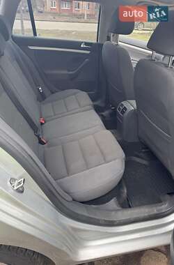 Универсал Volkswagen Golf 2009 в 