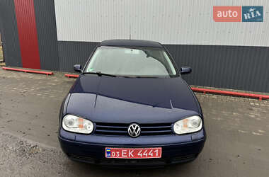 Хетчбек Volkswagen Golf 2003 в Луцьку