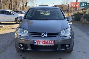 Хетчбек Volkswagen Golf 2006 в Христинівці