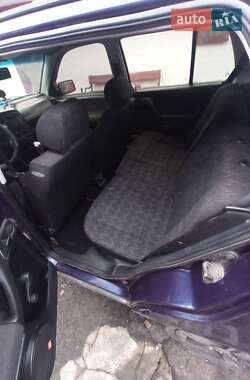 Хетчбек Volkswagen Golf 1997 в 