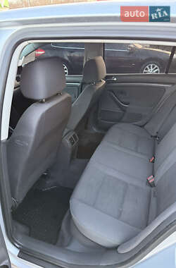 Кабріолет Volkswagen Golf 2004 в Томашполі