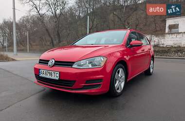 Універсал Volkswagen Golf 2015 в Києві