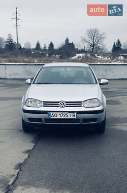 Хетчбек Volkswagen Golf 2002 в Мукачевому