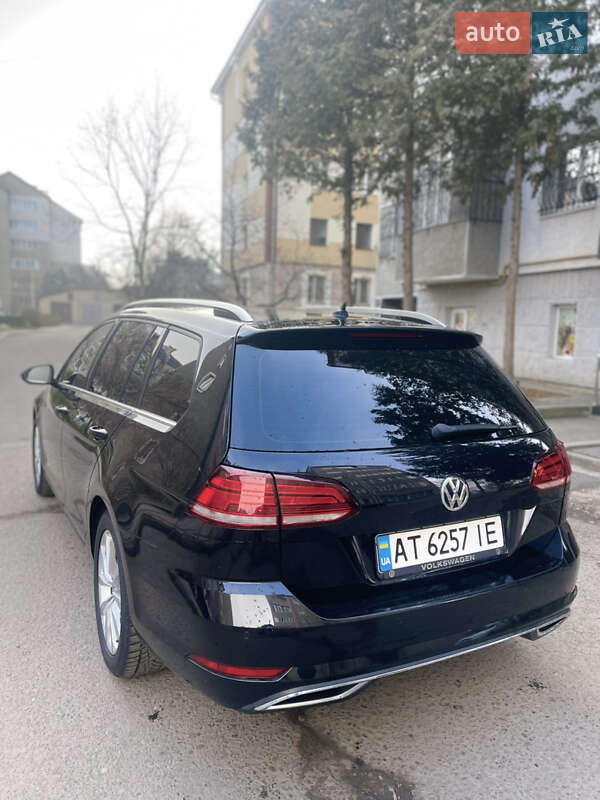 Универсал Volkswagen Golf 2019 в Ивано-Франковске
