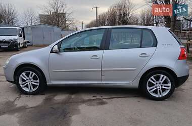 Хетчбек Volkswagen Golf 2006 в Луцьку