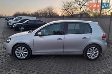 Хетчбек Volkswagen Golf 2009 в Луцьку