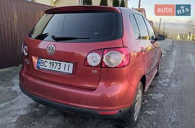 Хетчбек Volkswagen Golf 2006 в Дрогобичі