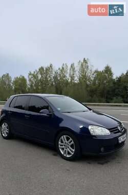 Хетчбек Volkswagen Golf 2006 в 