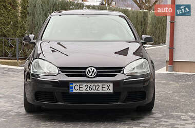 Хетчбек Volkswagen Golf 2005 в Кутах