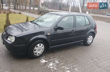 Хетчбек Volkswagen Golf 2000 в Вінниці