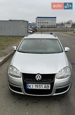 Універсал Volkswagen Golf 2008 в Києві