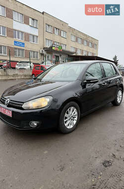 Хетчбек Volkswagen Golf 2009 в Сумах