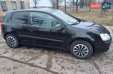 Хэтчбек Volkswagen Golf 2007 в 