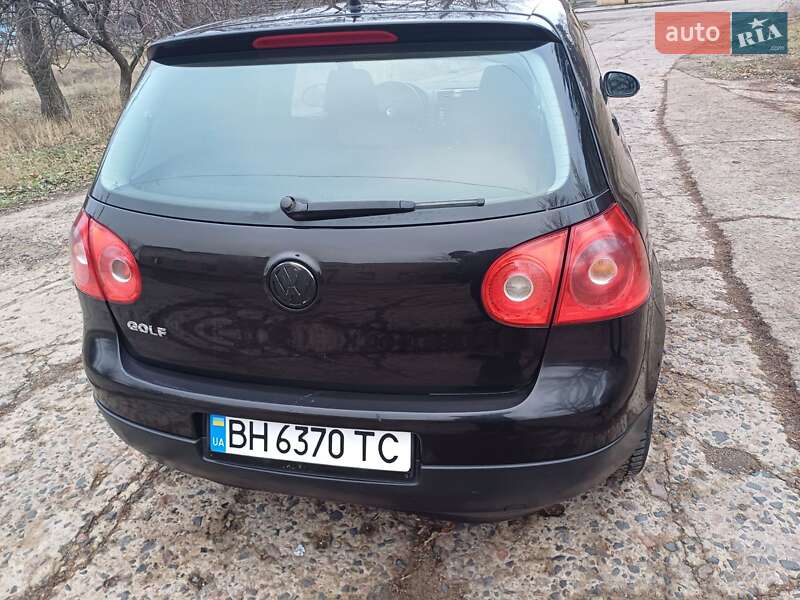 Хэтчбек Volkswagen Golf 2007 в Ананьеве