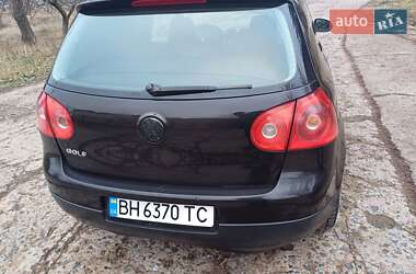 Хэтчбек Volkswagen Golf 2007 в 