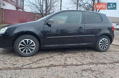 Хэтчбек Volkswagen Golf 2007 в 