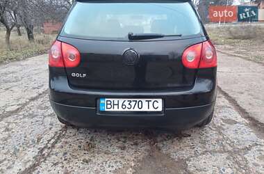 Хэтчбек Volkswagen Golf 2007 в 