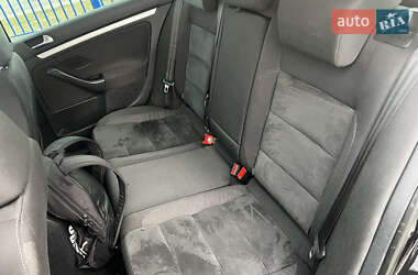 Універсал Volkswagen Golf 2011 в 