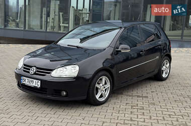 Хетчбек Volkswagen Golf 2007 в Рівному