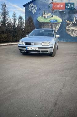 Універсал Volkswagen Golf 2000 в Турійську