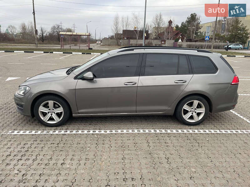 Універсал Volkswagen Golf 2016 в Києві