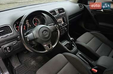 Хэтчбек Volkswagen Golf 2009 в Тернополе