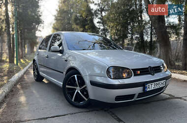 Хетчбек Volkswagen Golf 1998 в Надвірній