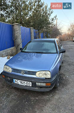 Хетчбек Volkswagen Golf 1993 в Луцьку