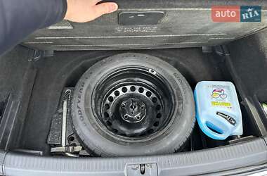 Хэтчбек Volkswagen Golf 2014 в 