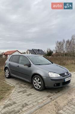 Хетчбек Volkswagen Golf 2007 в Черкасах