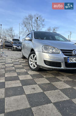 Універсал Volkswagen Golf 2008 в Новому Калинові