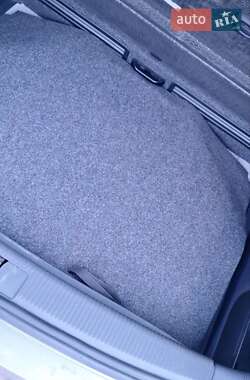 Хетчбек Volkswagen Golf 2006 в 