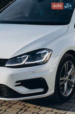 Универсал Volkswagen Golf 2017 в 