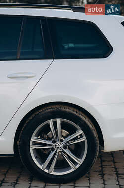 Универсал Volkswagen Golf 2017 в 