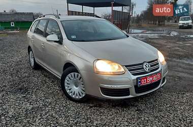 Универсал Volkswagen Golf 2008 в Иваничах