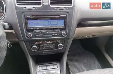 Универсал Volkswagen Golf 2011 в 