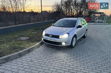 Універсал Volkswagen Golf 2012 в Чернівцях