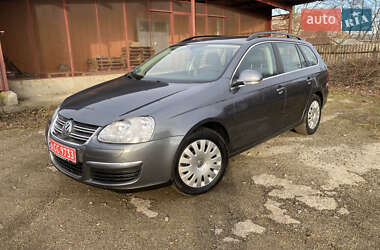 Універсал Volkswagen Golf 2009 в Івано-Франківську