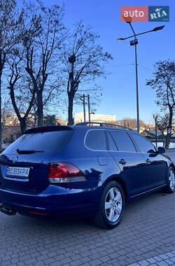 Универсал Volkswagen Golf 2011 в Львове