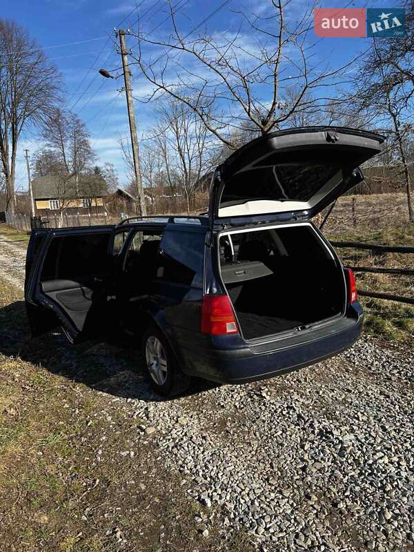 Универсал Volkswagen Golf 2001 в Ивано-Франковске