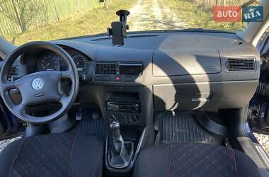 Универсал Volkswagen Golf 2001 в Ивано-Франковске