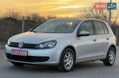 Хетчбек Volkswagen Golf 2010 в Вінниці