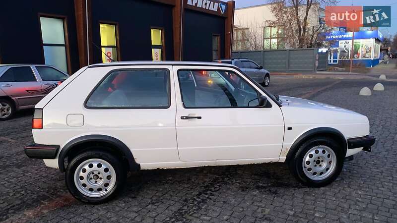 Хэтчбек Volkswagen Golf 1987 в Чернигове