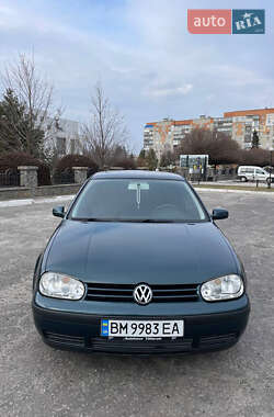 Хетчбек Volkswagen Golf 2002 в Сумах