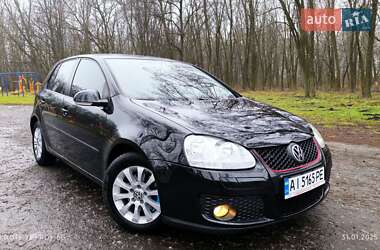 Хетчбек Volkswagen Golf 2005 в Яготині